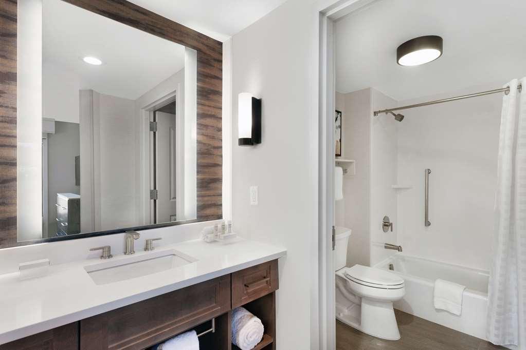 Homewood Suites By Hilton Providence Downtown Екстер'єр фото