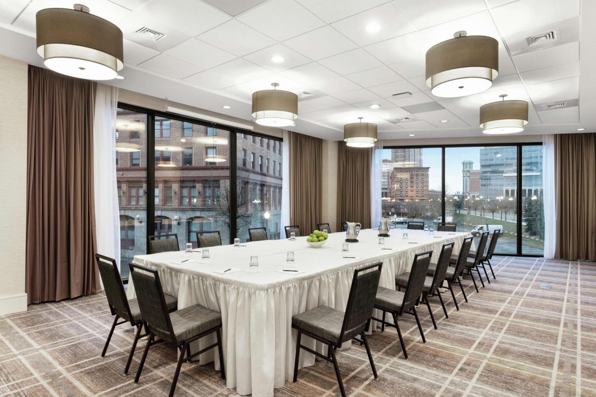 Homewood Suites By Hilton Providence Downtown Екстер'єр фото