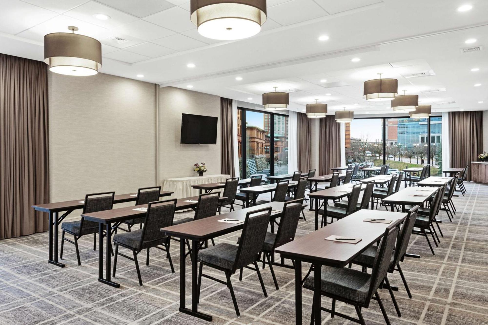 Homewood Suites By Hilton Providence Downtown Екстер'єр фото